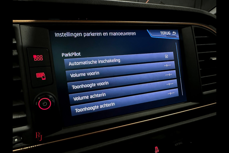 Seat Leon ST 2.0 TSI CUPRA R 300 Carbon Brembo Limited edition