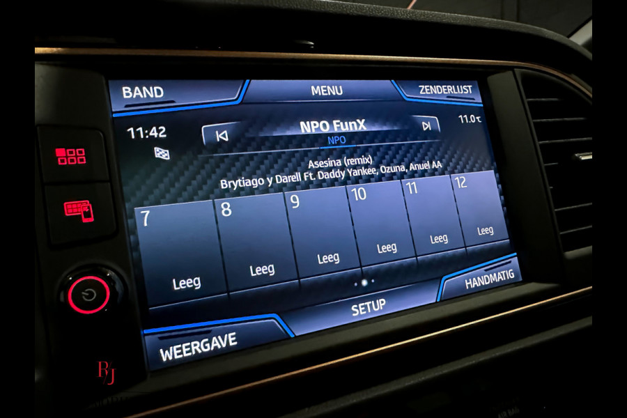 Seat Leon ST 2.0 TSI CUPRA R 300 Carbon Brembo Limited edition