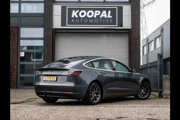 Tesla Model 3 Standard RWD Plus 60 kWh | Trekhaak | Full Autopilot | 92% SoH |