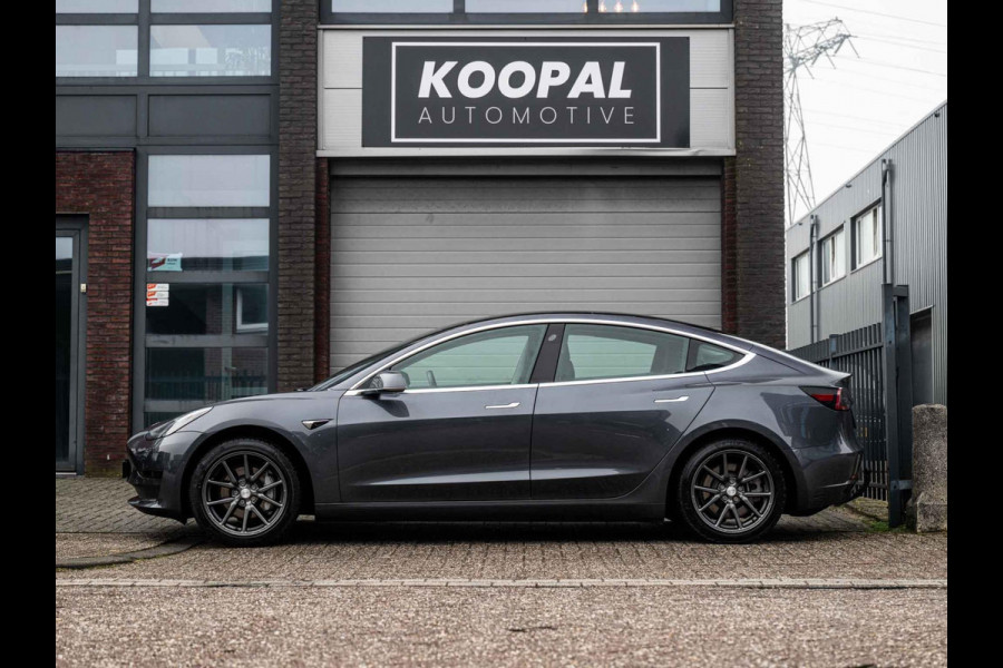 Tesla Model 3 Standard RWD Plus 60 kWh | Trekhaak | Full Autopilot | 92% SoH |