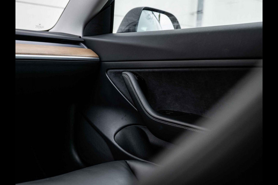 Tesla Model 3 Standard RWD Plus 60 kWh | Trekhaak | Full Autopilot | 92% SoH |