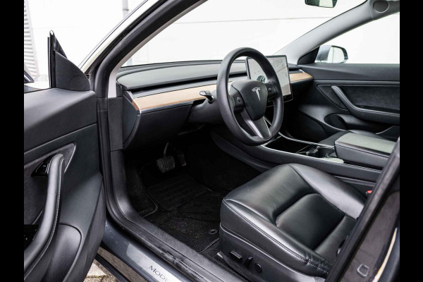 Tesla Model 3 Standard RWD Plus 60 kWh | Trekhaak | Full Autopilot | 92% SoH |