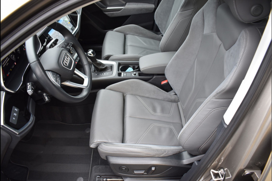 Audi Q3 Sportback 45 TFSI e S-Line 245 Pk Pano Memory Leder Matrix Keyless 360 Camera Trekhaak 19 Inch