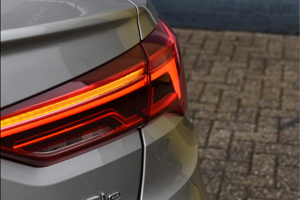 Audi Q3 Sportback 45 TFSI e S-Line 245 Pk Pano Memory Leder Matrix Keyless 360 Camera Trekhaak 19 Inch