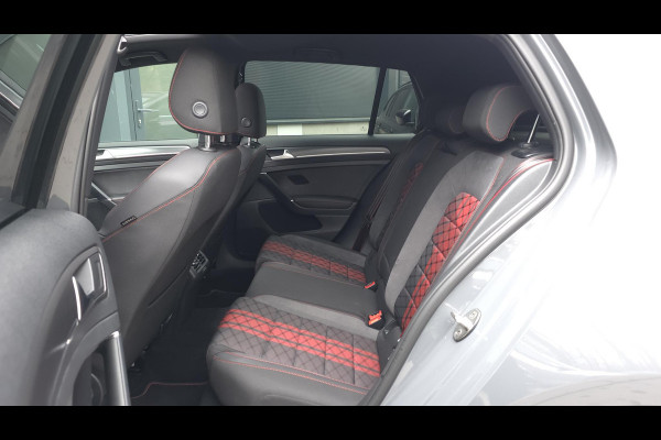 Volkswagen Golf 2.0 TSI GTI TCR | Pano | Carplay | Led | Navi