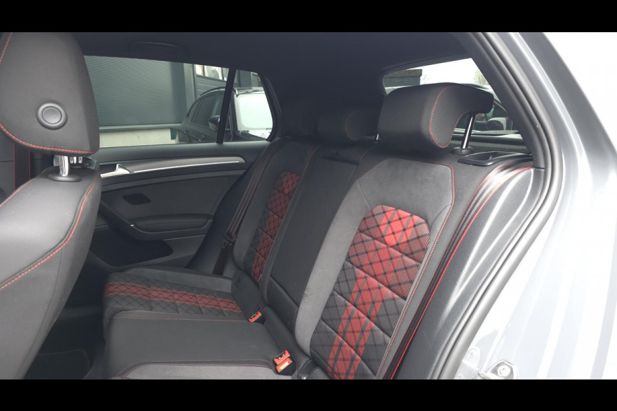 Volkswagen Golf 2.0 TSI GTI TCR | Pano | Carplay | Led | Navi