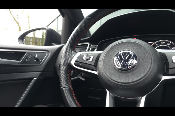 Volkswagen Golf 2.0 TSI GTI TCR | Pano | Carplay | Led | Navi