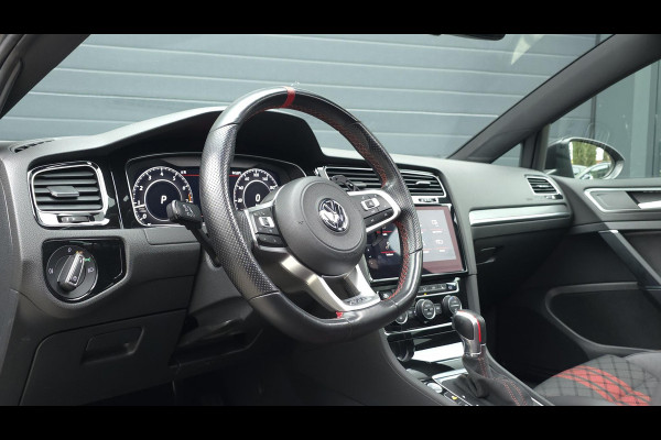 Volkswagen Golf 2.0 TSI GTI TCR | Pano | Carplay | Led | Navi