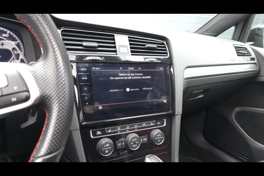 Volkswagen Golf 2.0 TSI GTI TCR | Pano | Carplay | Led | Navi