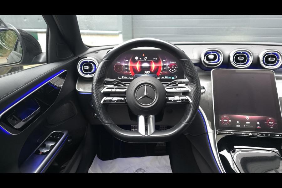 Mercedes-Benz C-Klasse 220 d AMG Line | Panorama | Sfeer | Carplay | Camera
