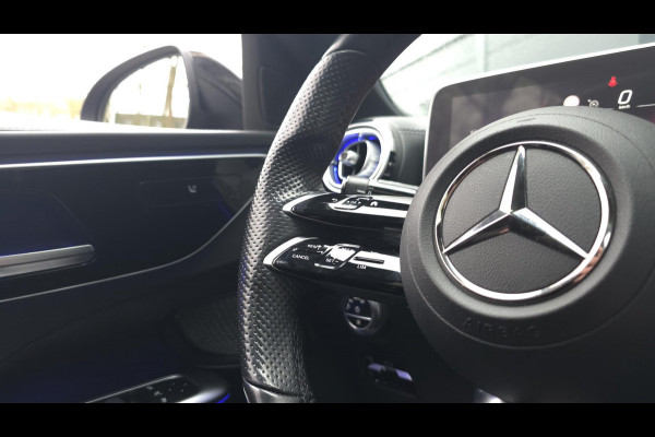 Mercedes-Benz C-Klasse 220 d AMG Line | Panorama | Sfeer | Carplay | Camera