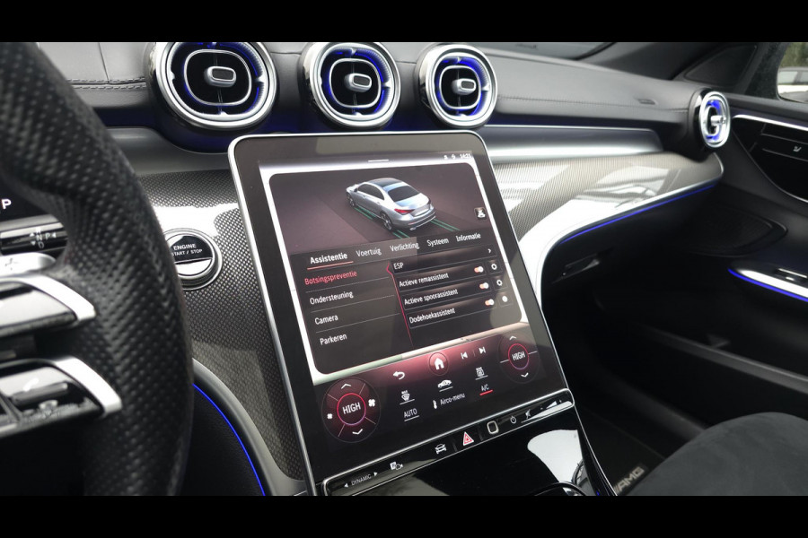 Mercedes-Benz C-Klasse 220 d AMG Line | Panorama | Sfeer | Carplay | Camera