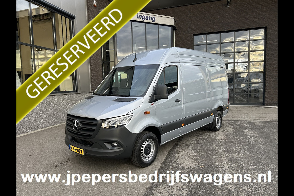 Mercedes-Benz Sprinter 317 CDI L2 H2 Pro LED / MBUX / Navigatie / Camera / Parkeersensoren / Cruise control / Airco / 270 Graden achterdeuren