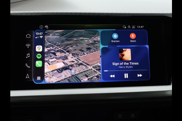 Audi Q4 e-tron 40 LAUNCH EDITION ADVANCED 77KWH + WEGKL. TREKHAAK | SPORTSTOELEN | ADAPTIVE CRUISE | CARPLAY | STOELVERW.