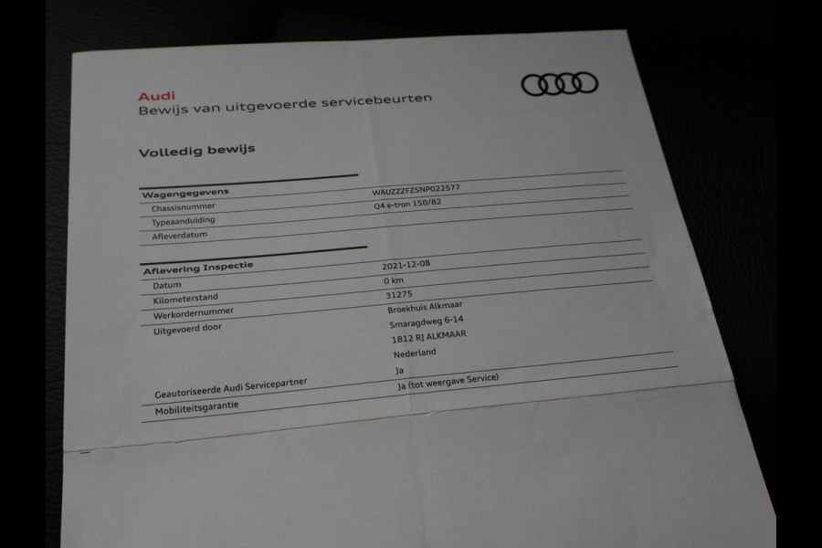 Audi Q4 e-tron 40 LAUNCH EDITION ADVANCED 77KWH + WEGKL. TREKHAAK | SPORTSTOELEN | ADAPTIVE CRUISE | CARPLAY | STOELVERW.