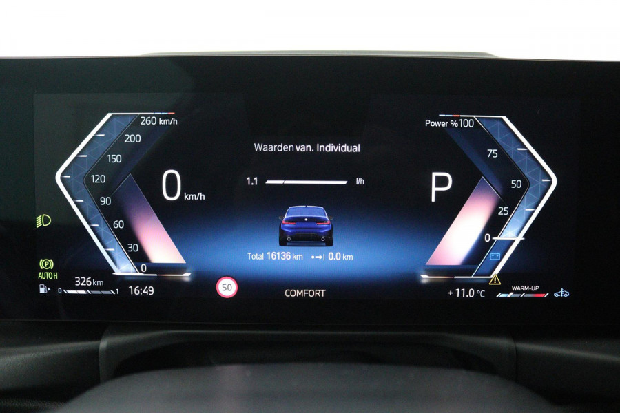 BMW 3 Serie 318i (STOELVERWARMING, STUURVERWARMING, ACHTERUITRIJCAMERA, PARKEERSENSOREN, NAVIGATIE)