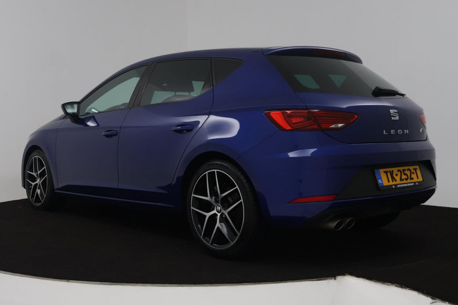 Seat Leon 1.4 EcoTSI FR Business Intense (NAVIGATIE, CARPLAY NAVIGATIE, DIGITALE COCKPIT, PARKEERSENSOREN)