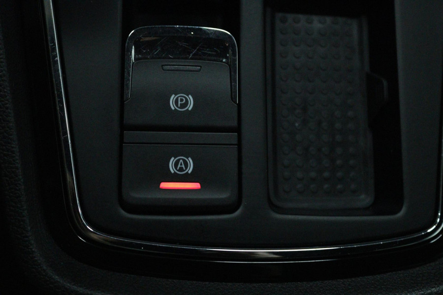 Seat Leon 1.4 EcoTSI FR Business Intense (NAVIGATIE, CARPLAY NAVIGATIE, DIGITALE COCKPIT, PARKEERSENSOREN)