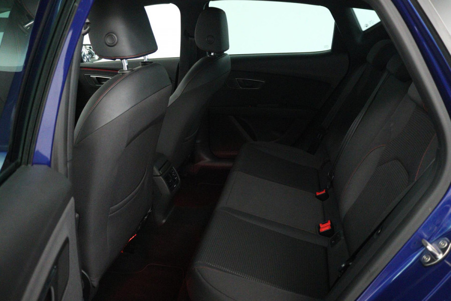Seat Leon 1.4 EcoTSI FR Business Intense (NAVIGATIE, CARPLAY NAVIGATIE, DIGITALE COCKPIT, PARKEERSENSOREN)