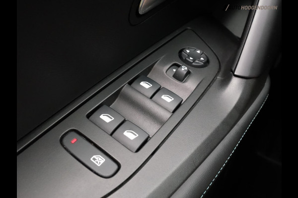 Peugeot 2008 1.2 PureTech Allure Sport 130pk (APPLE CARPLAY,LM-VELGEN,3D-COCKPIT,SPORTSTOELEN,LED,PARKEERSENSOREN,CRUISE,CAMERA)