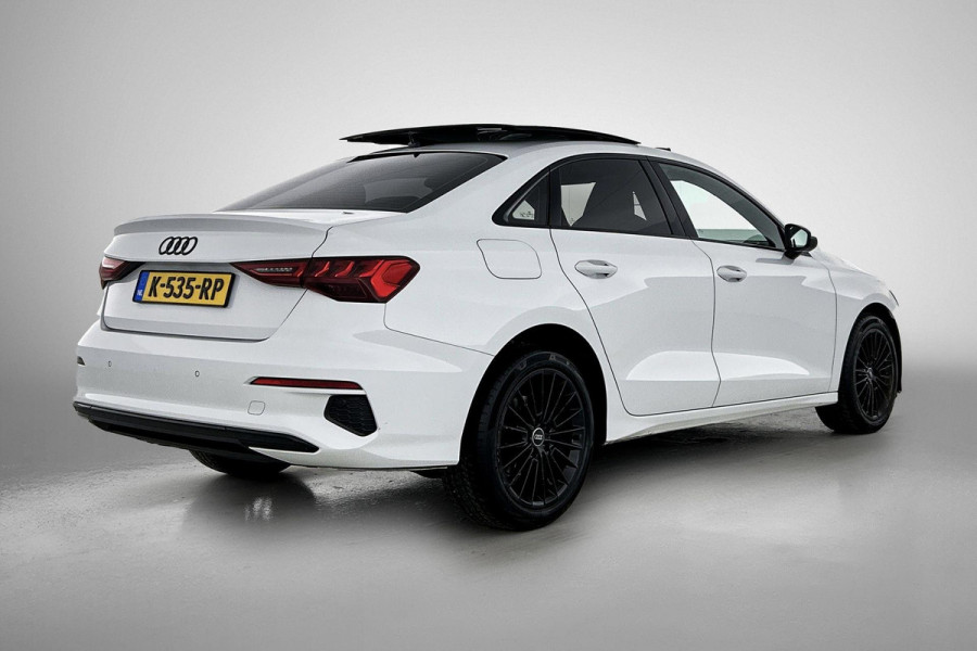 Audi A3 Limousine 35 TFSI Business edition (PANORAMADAK, NAVI, LED, CARPLAY, VIRTUAL COCKPIT, 1e EIGENAAR, GOED ONDERHOUDEN)