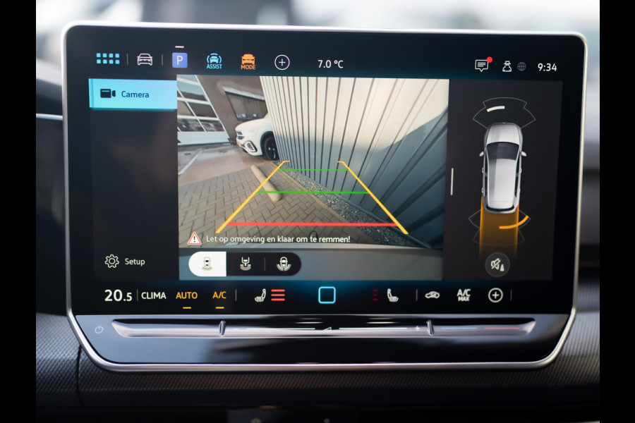 Volkswagen Golf 1.5 eTSI R-Line Edition | Trekhaak wegkl. | Head Up | Camera | Prijs Rijklaar!!