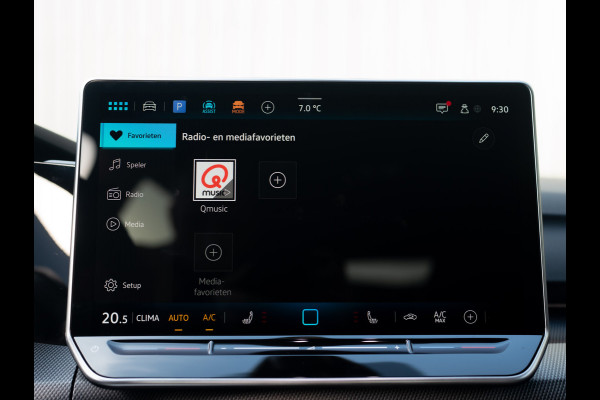 Volkswagen Golf 1.5 eTSI R-Line Edition | Trekhaak wegkl. | Head Up | Camera | Prijs Rijklaar!!