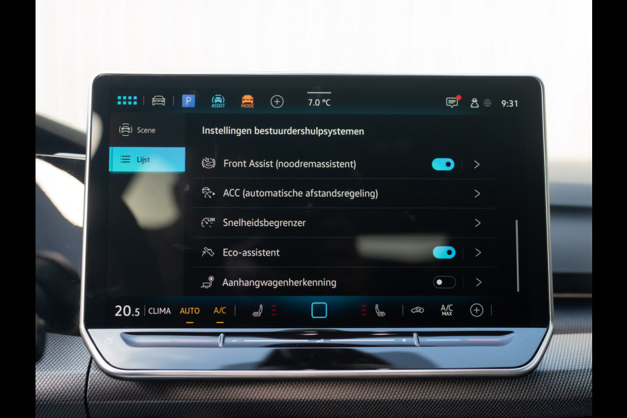 Volkswagen Golf 1.5 eTSI R-Line Edition | Trekhaak wegkl. | Head Up | Camera | Prijs Rijklaar!!