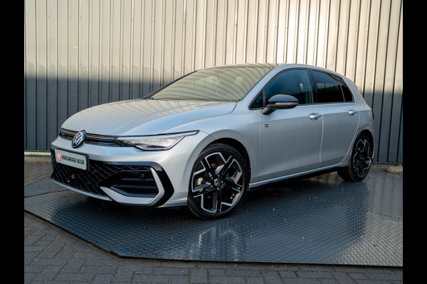 Volkswagen Golf 1.5 eTSI R-Line Edition | Trekhaak wegkl. | Head Up | Camera | Prijs Rijklaar!!
