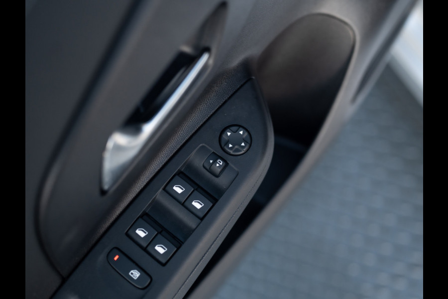 Opel Corsa 1.2 Turbo Hybrid GS | Keyless | Navi | Stoel & Stuur Verw. | Prijs Rijklaar!!