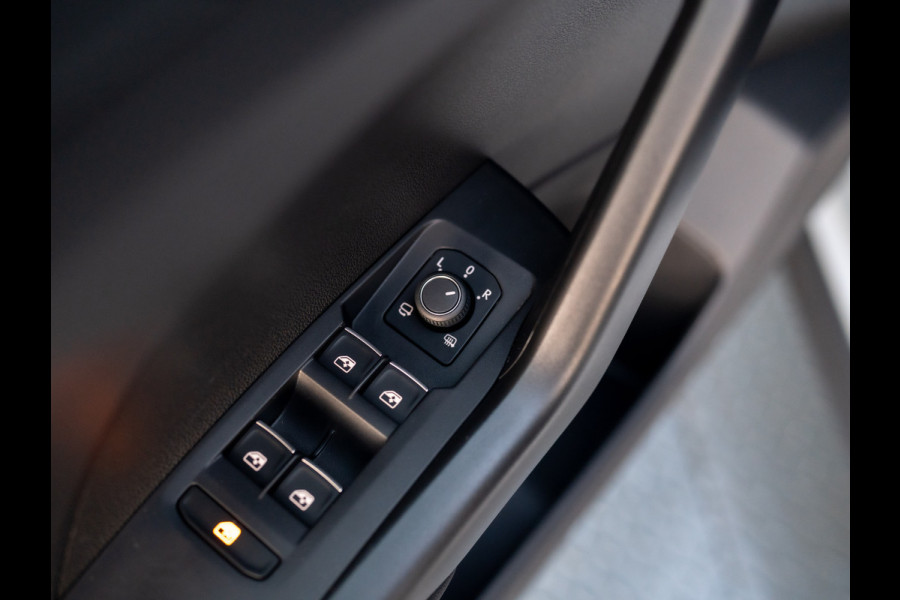 Volkswagen T-Cross 1.0 TSI 110Pk Style | Camera | LED | Stoelverw. | Navi | Prijs Rijklaar!!