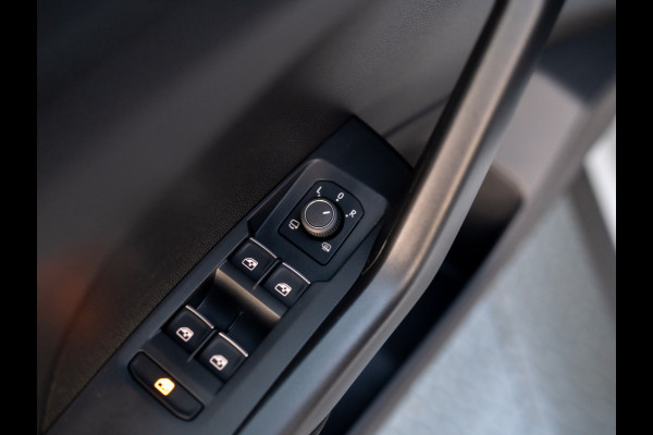 Volkswagen T-Cross 1.0 TSI 110Pk Style | Camera | LED | Stoelverw. | Navi | Prijs Rijklaar!!