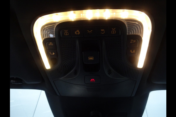 Mercedes-Benz V-Klasse 300d Lang DC Exclusive * MARGE * BURMESTER * PANORAMADAK !!