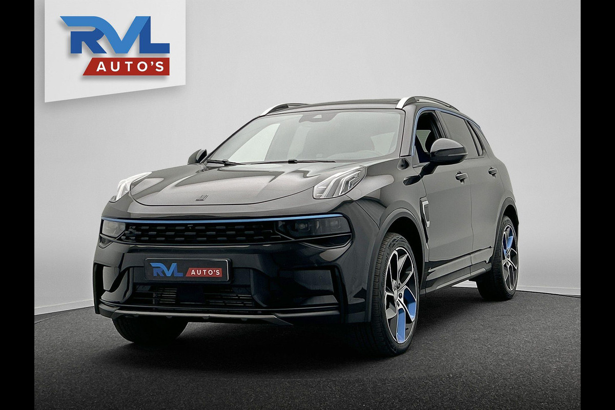 Lynk & Co 01 1.5 261PK Plug-in Hybrid ZWARTE HEMEL 360° Camera Pano/dak Apple/Carplay Adaptive/Cruise