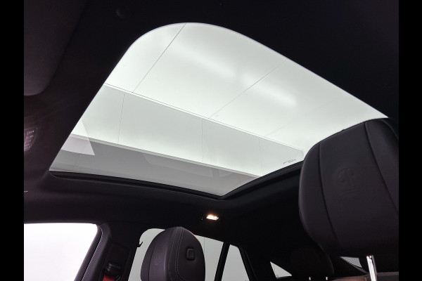 Mercedes-Benz GLE Coupé Mercedes-AMG 53 Hybrid 4MATIC+ Premium Plus Trekhaak | Panorama Schuif-Kanteldak | AMG Night Pakket | Distronic | Parkeerpakket met 360°-camera | Lederen Bekleding. Inclusief 24 maanden MB Certified garantie voor Europa.