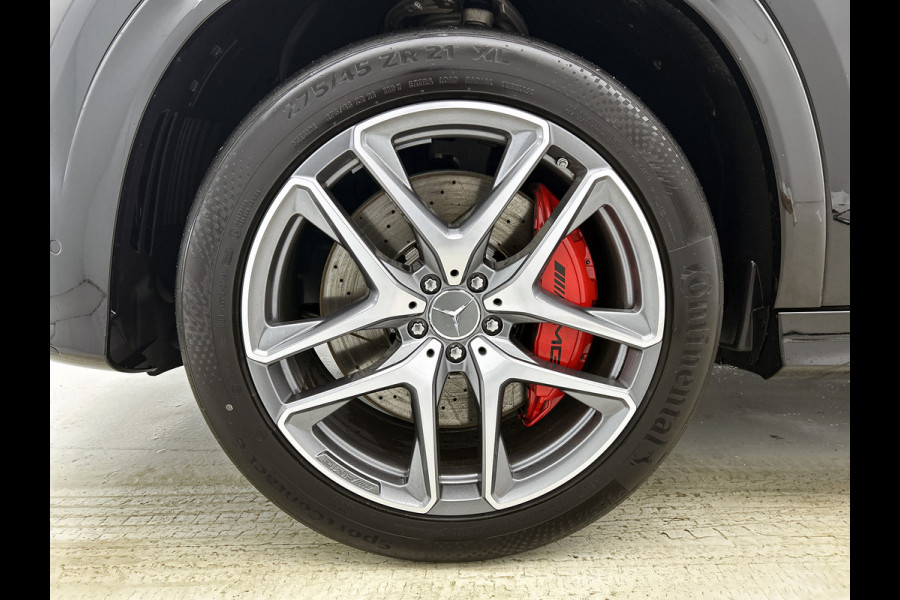 Mercedes-Benz GLE Coupé Mercedes-AMG 53 Hybrid 4MATIC+ Premium Plus Trekhaak | Panorama Schuif-Kanteldak | AMG Night Pakket | Distronic | Parkeerpakket met 360°-camera | Lederen Bekleding. Inclusief 24 maanden MB Certified garantie voor Europa.