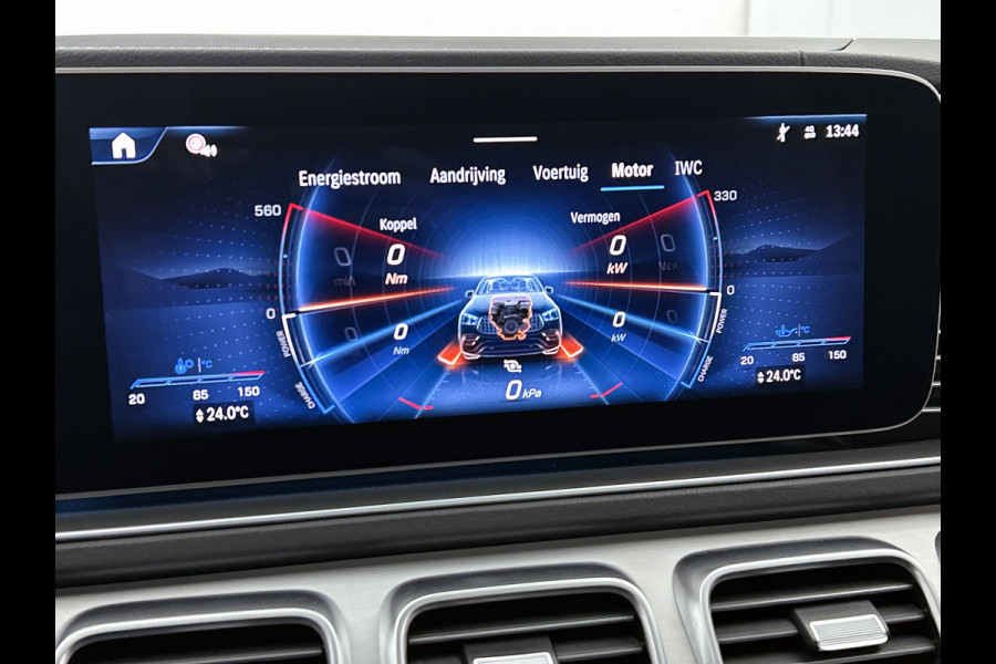 Mercedes-Benz GLE Coupé Mercedes-AMG 53 Hybrid 4MATIC+ Premium Plus Trekhaak | Panorama Schuif-Kanteldak | AMG Night Pakket | Distronic | Parkeerpakket met 360°-camera | Lederen Bekleding. Inclusief 24 maanden MB Certified garantie voor Europa.