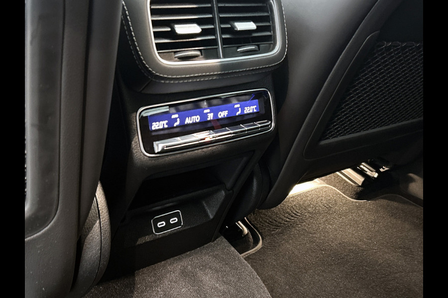 Mercedes-Benz GLE Coupé Mercedes-AMG 53 Hybrid 4MATIC+ Premium Plus Trekhaak | Panorama Schuif-Kanteldak | AMG Night Pakket | Distronic | Parkeerpakket met 360°-camera | Lederen Bekleding. Inclusief 24 maanden MB Certified garantie voor Europa.