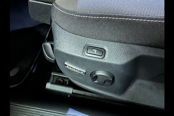 Volkswagen Golf Variant 1.5 TSI Highline Massage|Sfeer|Camera