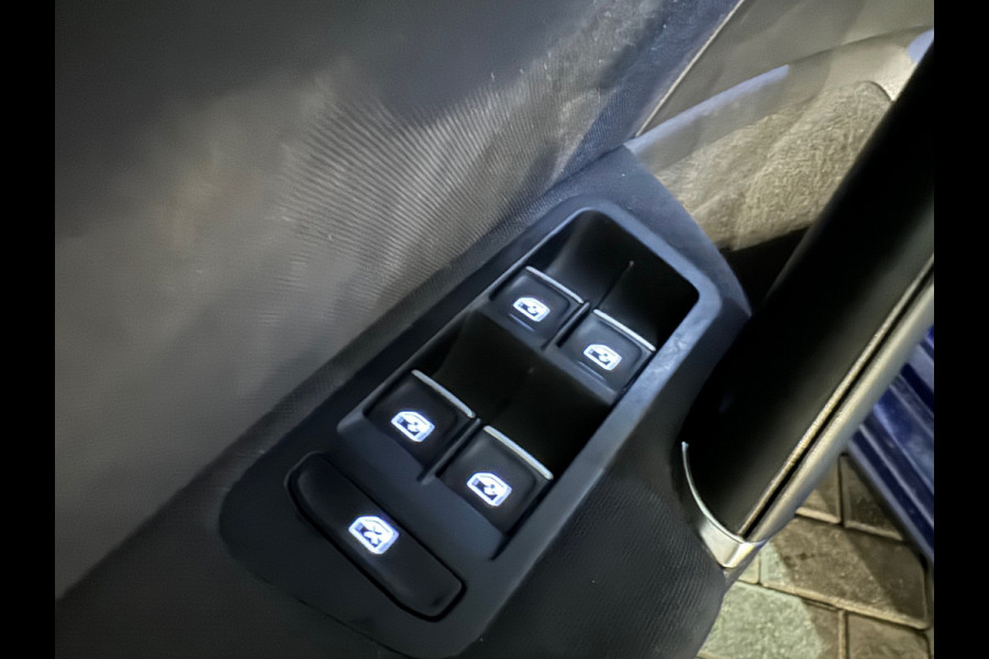 Volkswagen Golf Variant 1.5 TSI Highline Massage|Sfeer|Camera