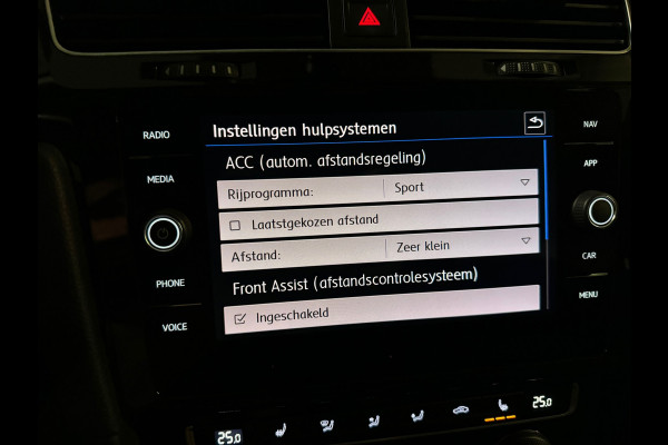 Volkswagen Golf Variant 1.5 TSI Highline Massage|Sfeer|Camera