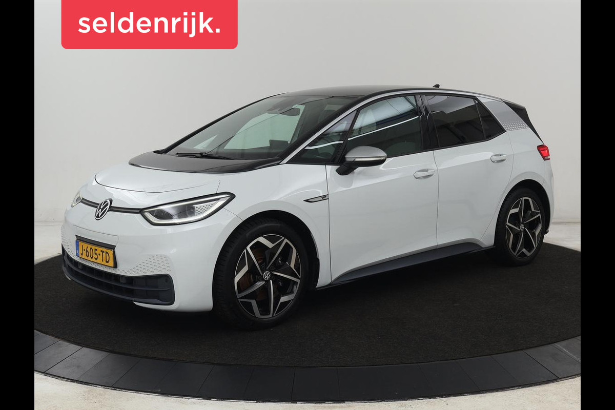 Volkswagen ID.3 First Plus 58 kWh | Stoel & stuurverwarming | Camera | Adaptive cruise | Sfeerverlichting | Carplay | Navigatie | Matrix LED | Parkeerhulp | Sfeerverlichting | Climate control