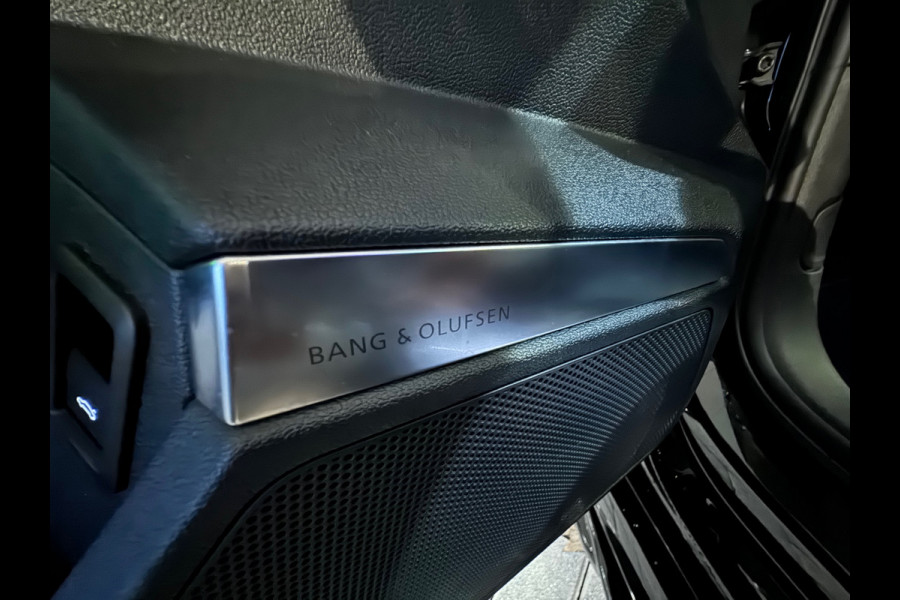 Audi RS3 Limousine 2.5 TFSI quattro Pano|Ceramic|HuD|B&O|VOL