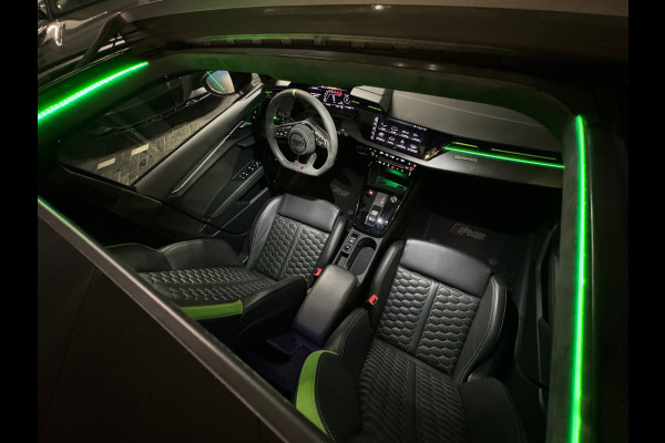 Audi RS3 Limousine 2.5 TFSI quattro Pano|Ceramic|HuD|B&O|VOL