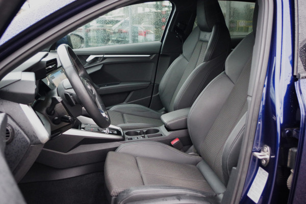 Audi A3 Sportback 45 TFSI e 245 PK S-Line Edition Competition PHEV, Head-Up, Camera, Winterpakket