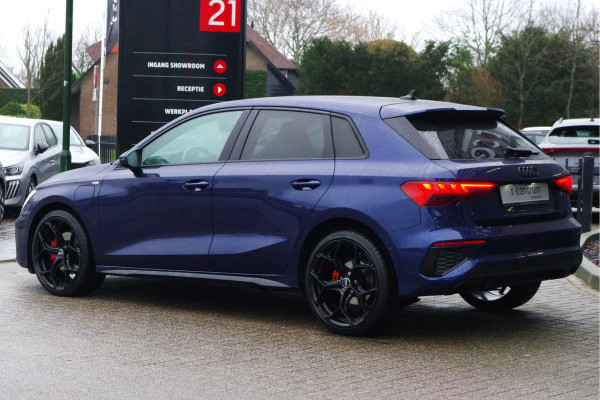 Audi A3 Sportback 45 TFSI e 245 PK S-Line Edition Competition PHEV, Head-Up, Camera, Winterpakket
