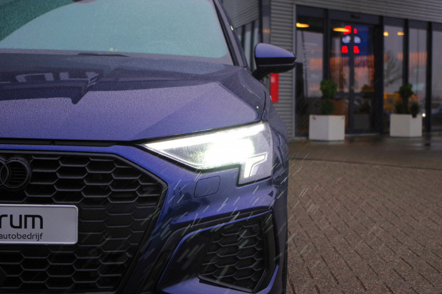 Audi A3 Sportback 45 TFSI e 245 PK S-Line Edition Competition PHEV, Head-Up, Camera, Winterpakket