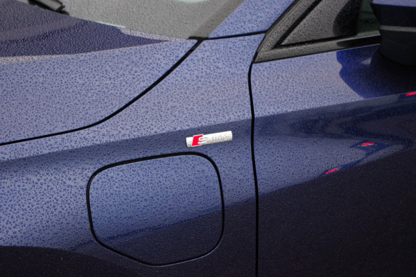 Audi A3 Sportback 45 TFSI e 245 PK S-Line Edition Competition PHEV, Head-Up, Camera, Winterpakket