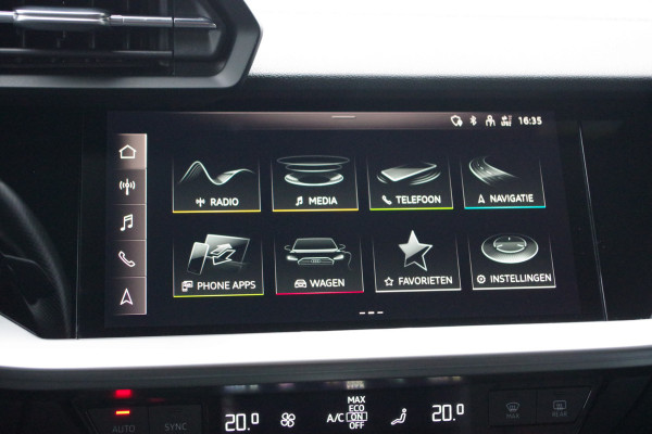 Audi A3 Sportback 45 TFSI e 245 PK S-Line Edition Competition PHEV, Head-Up, Camera, Winterpakket