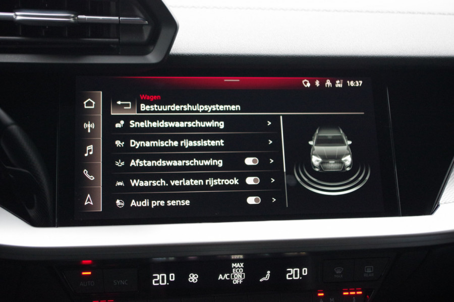 Audi A3 Sportback 45 TFSI e 245 PK S-Line Edition Competition PHEV, Head-Up, Camera, Winterpakket